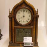 379 5212 TABLE CLOCK